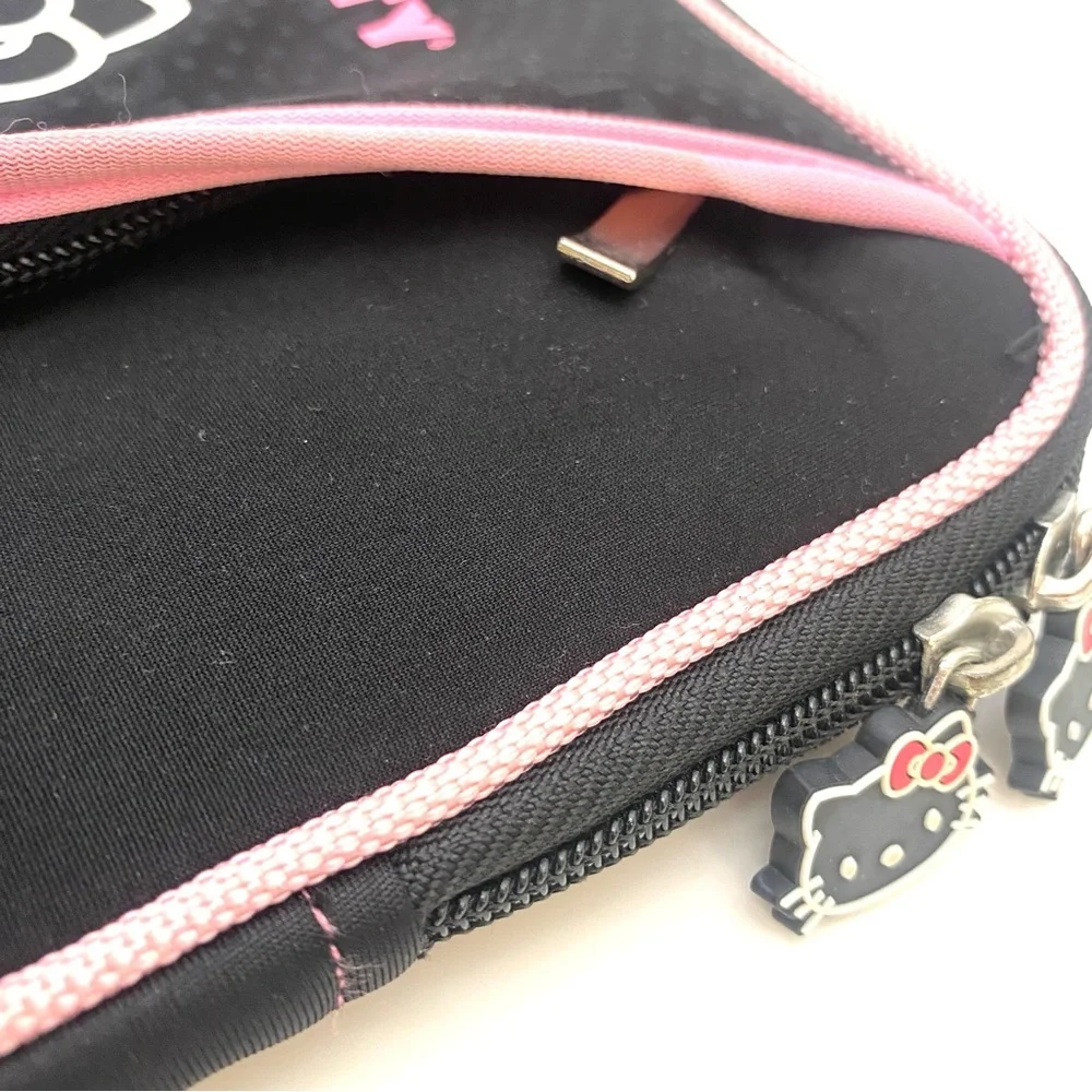 Hello Kitty Black/Pink Neoprene Tablet Carrier